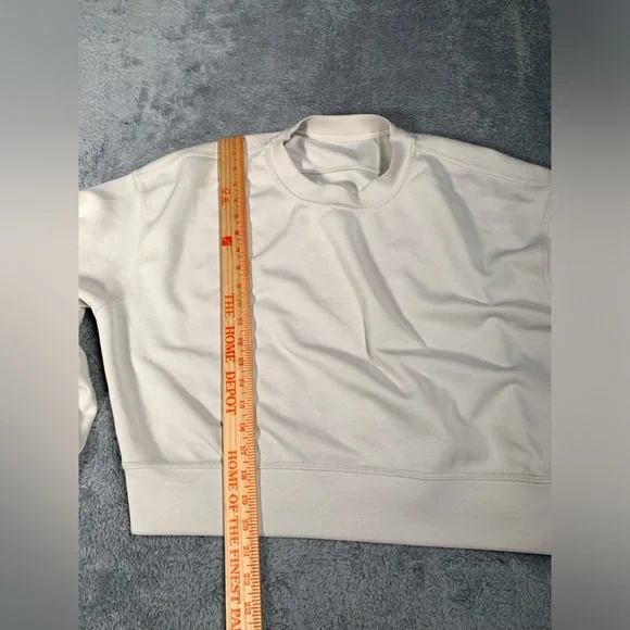 Lululemon Cream Crewneck Sweatshirt - Picture 11 of 14